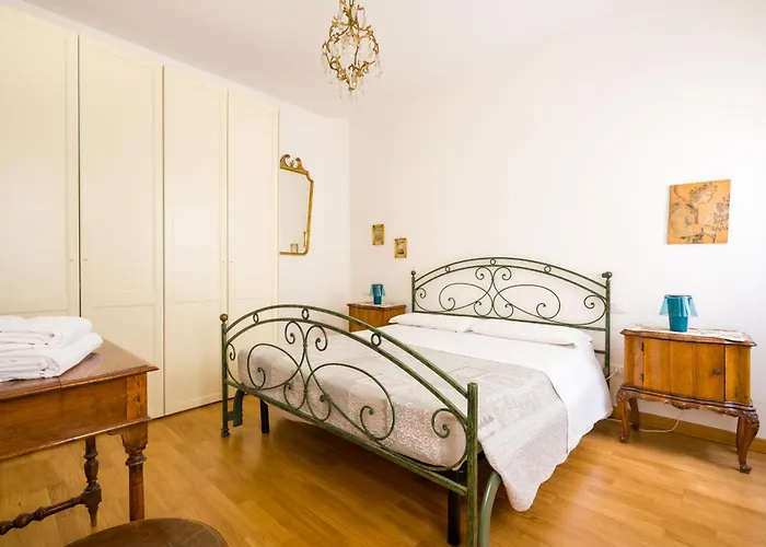 Apostoli By Sarlux * Venice